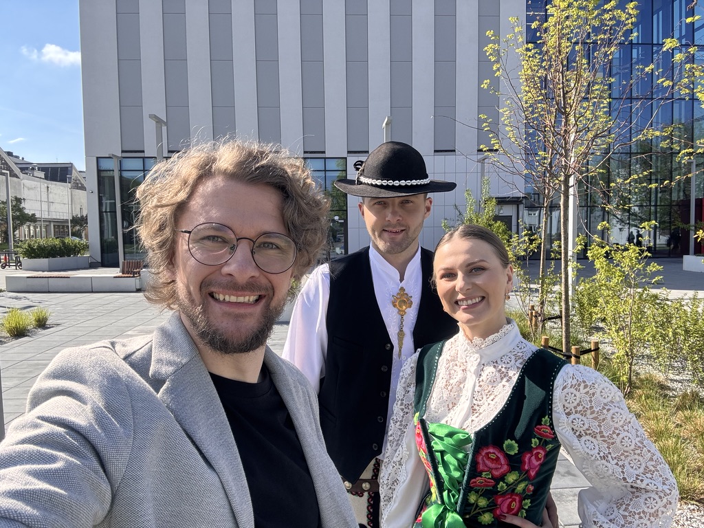 "Question for Breakfast" - a story about wedding sessions in the Tatra Mountains. 3 43506697 381D 4414 A81E 20294145C4B5 1 105 c